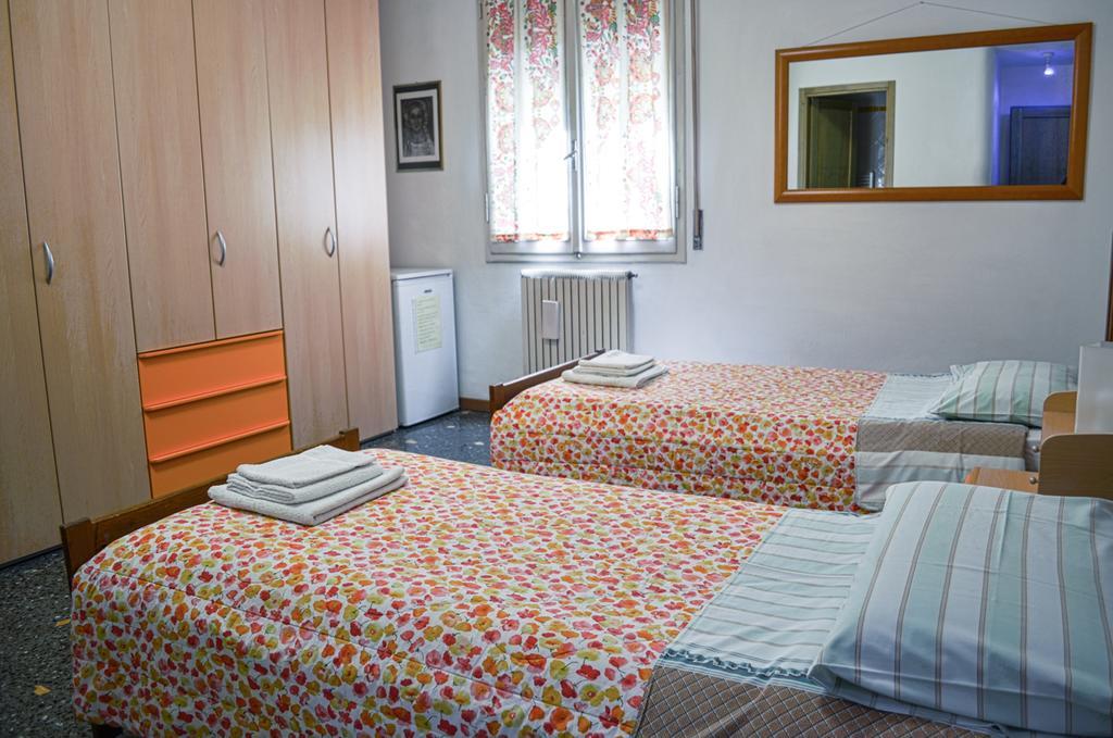 Bed And Breakfast Arcobaleno Bolonia Exterior foto