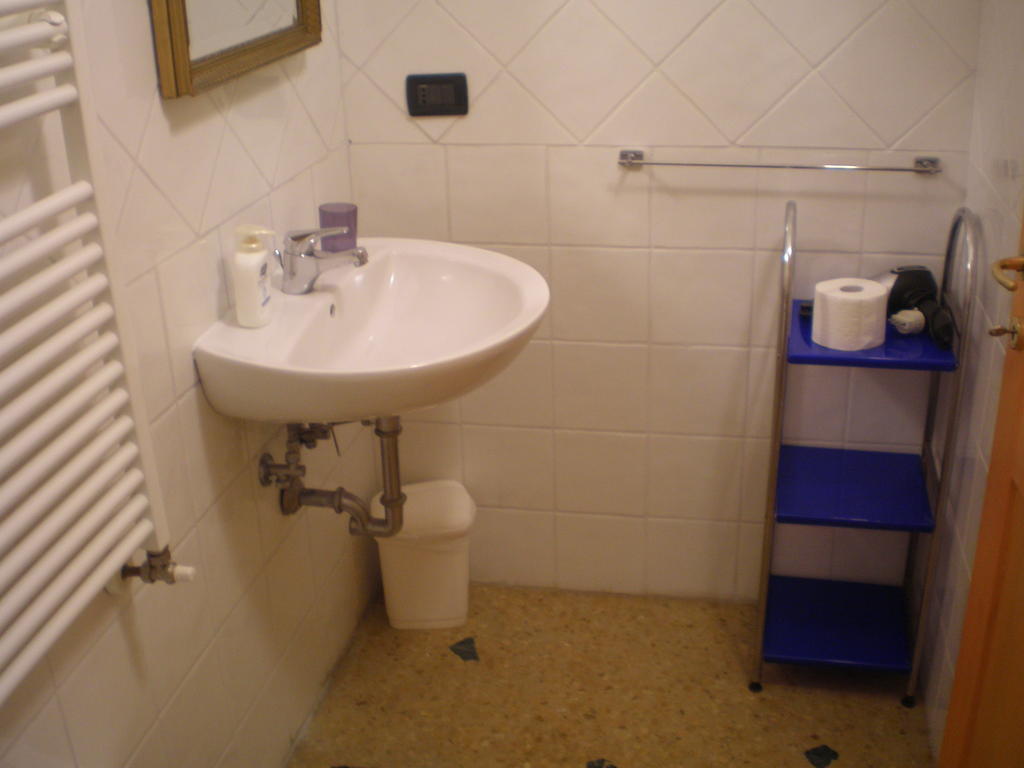 Bed And Breakfast Arcobaleno Bolonia Exterior foto
